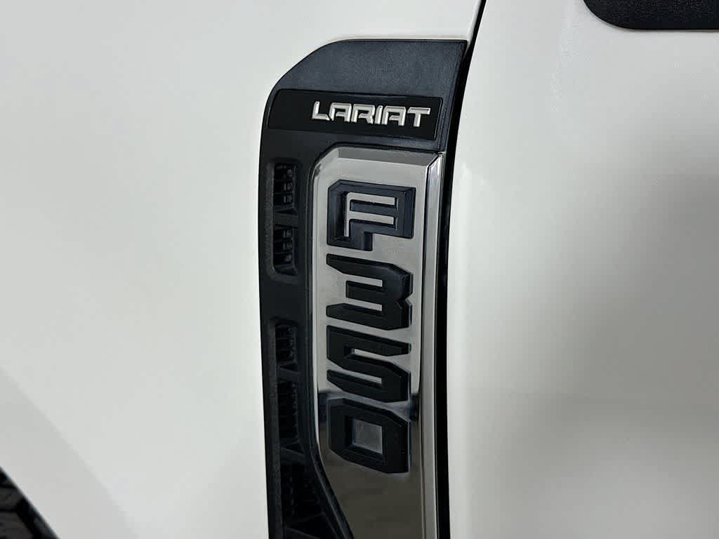 Certified 2023 Ford F350 Lariat w/ Chrome Package AWD/4WD image 7