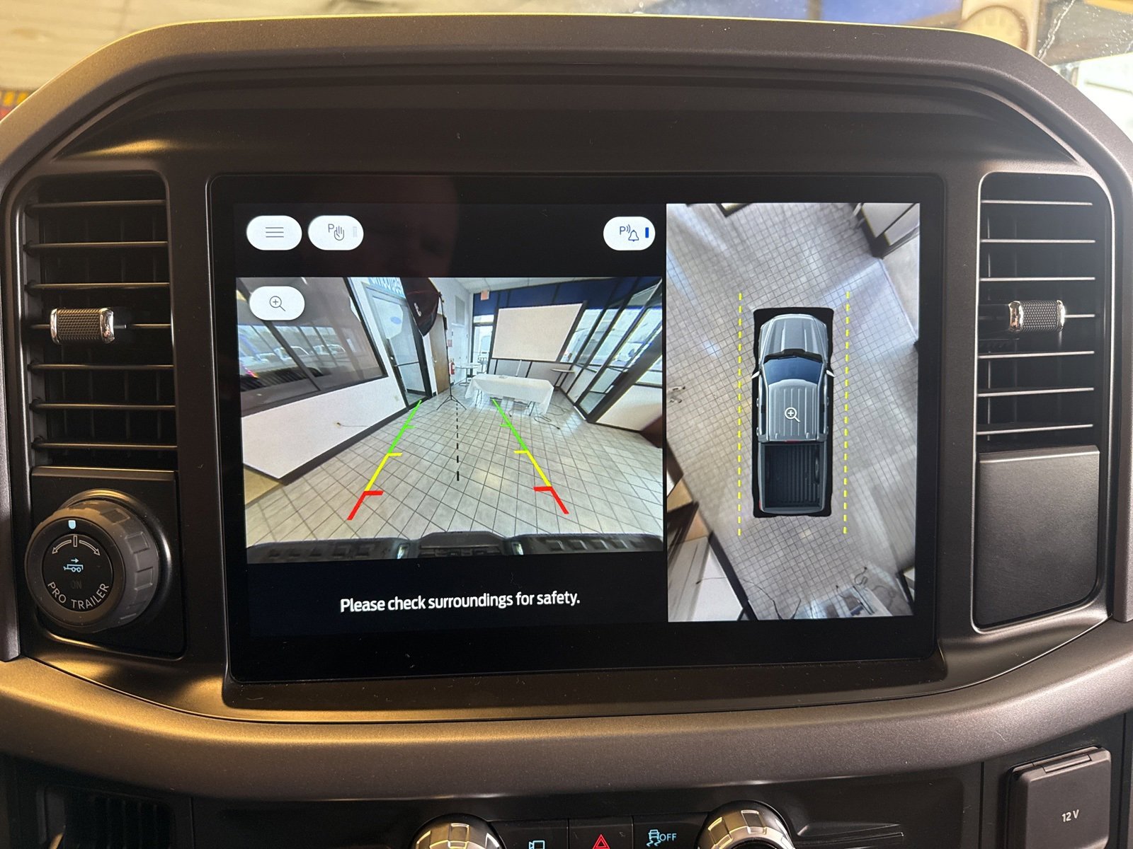 Certified 2025 Ford F150 Lightning XLT image 21