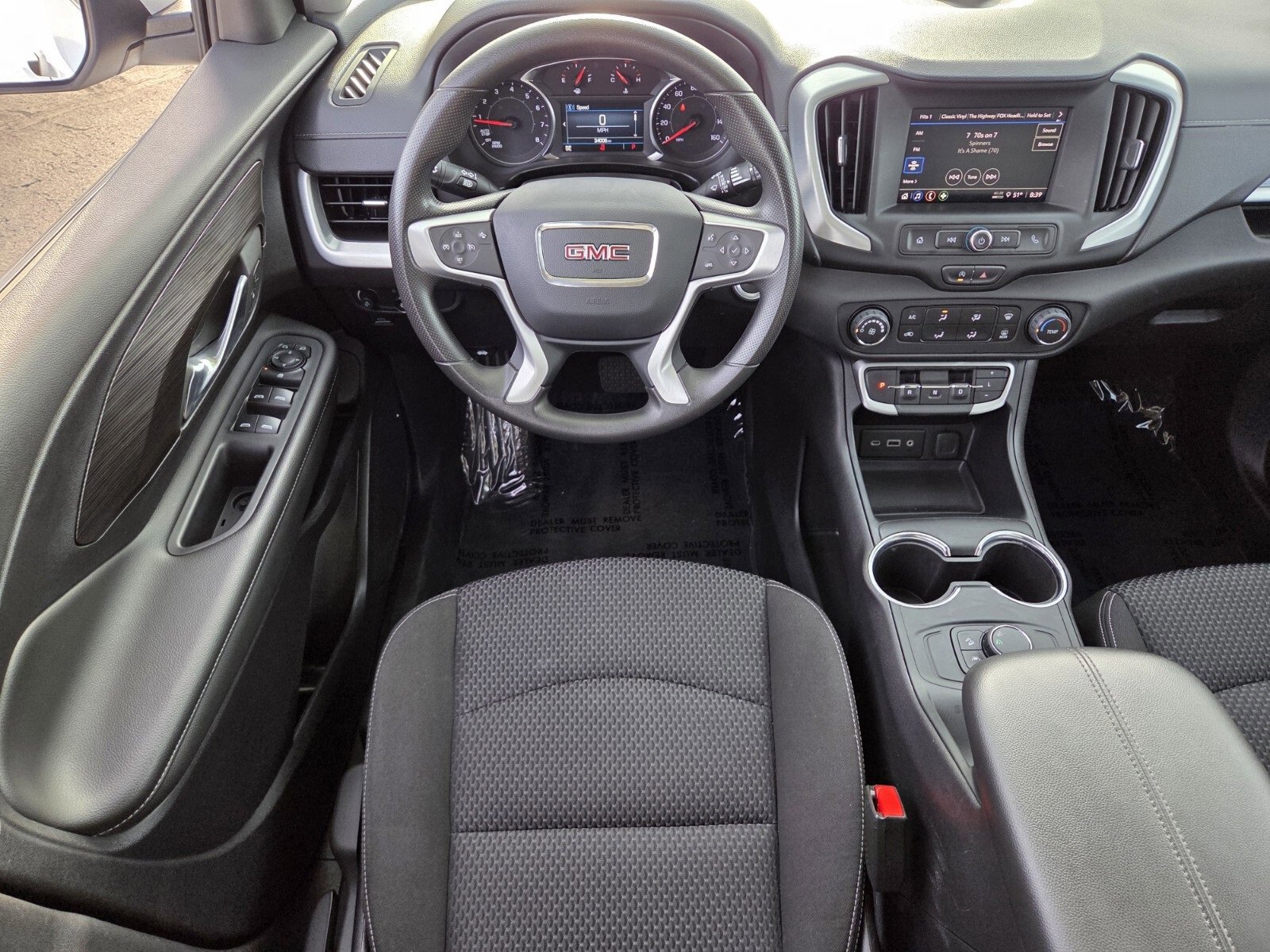 Used 2024 GMC Terrain SLE image 12