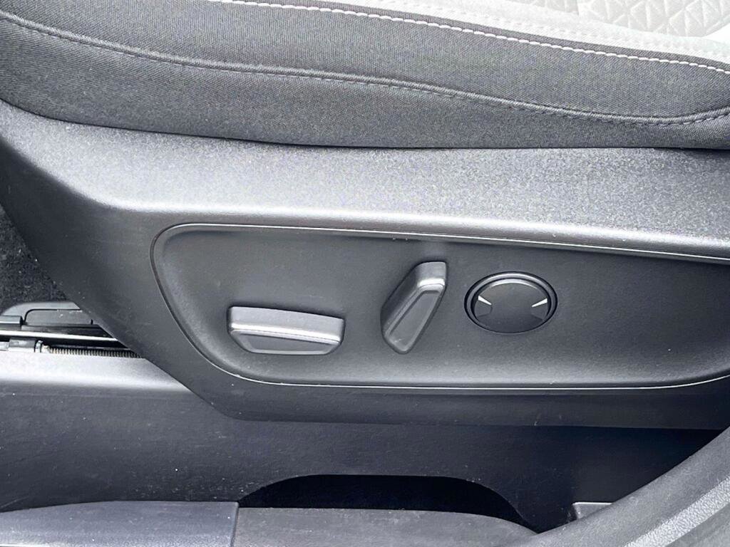 Certified 2023 Ford Escape Active FWD image 16