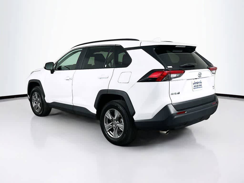 Used 2025 Toyota RAV4 XLE AWD/4WD image 4