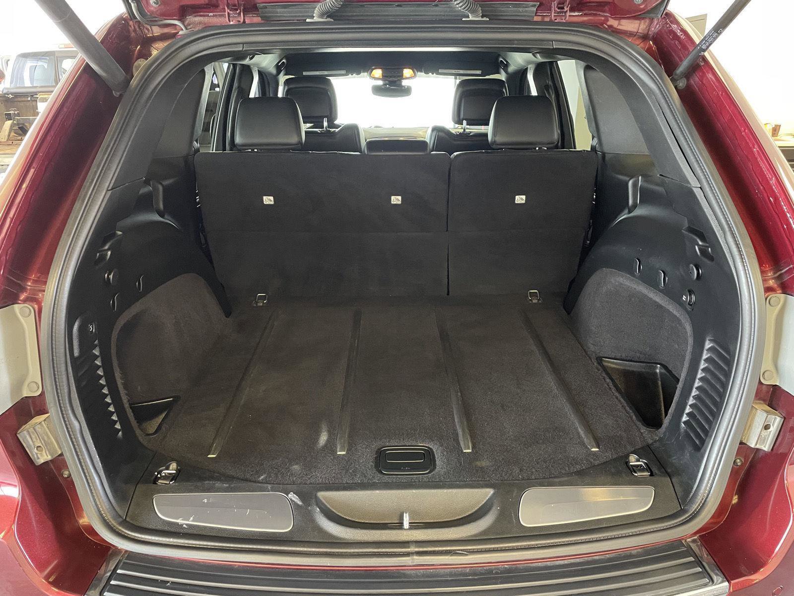 Used 2017 Jeep Grand Cherokee Limited AWD/4WD image 42