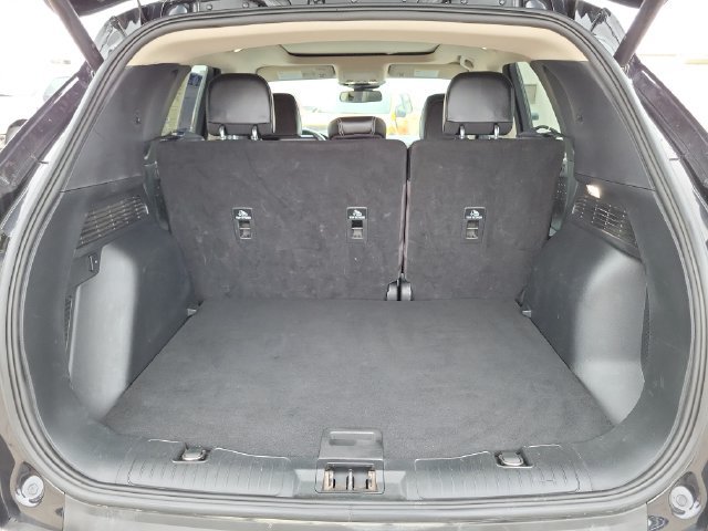 Certified 2020 Ford Escape Titanium AWD/4WD image 12