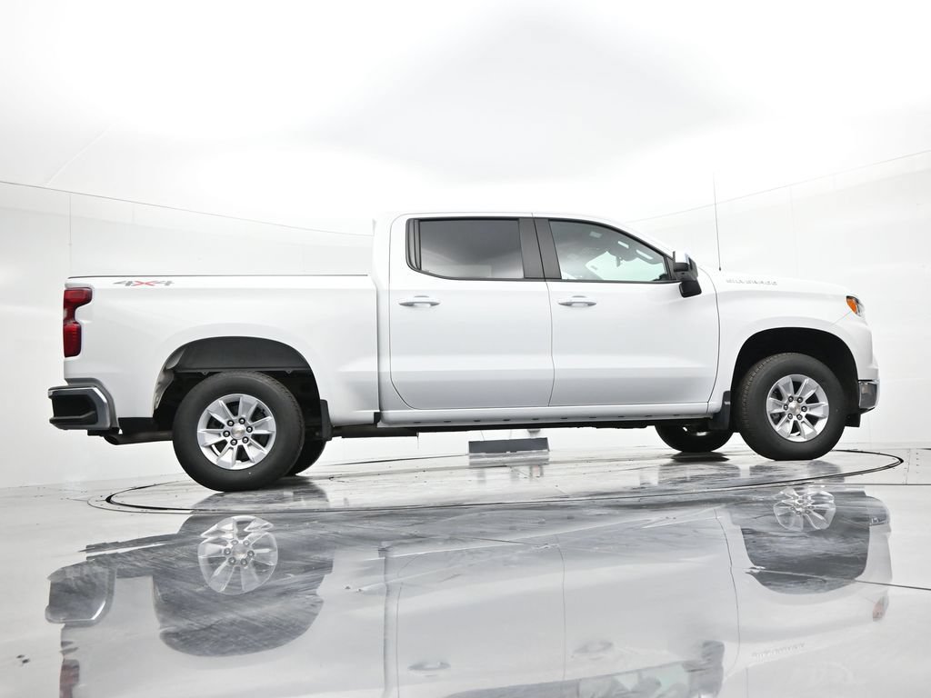 Used 2025 Chevrolet Silverado 1500 LT AWD/4WD image 23