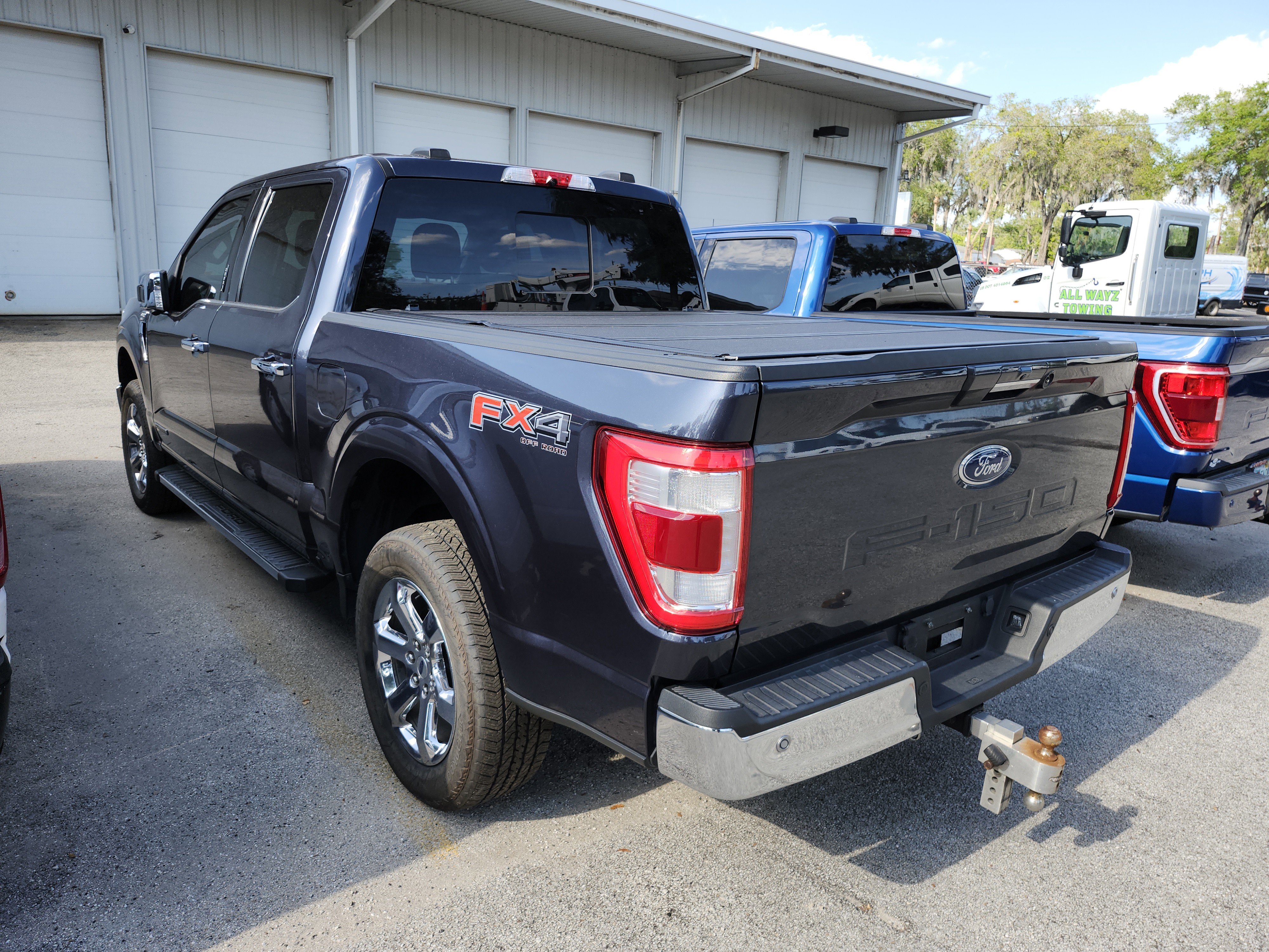 Certified 2021 Ford F150 Lariat w/ Max Trailer Tow Package AWD/4WD image 2