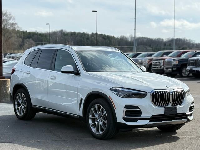 Used 2023 BMW X5 xDrive40i AWD/4WD image 11