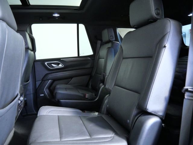 Used 2023 Chevrolet Tahoe Z71 w/ Luxury Package AWD/4WD image 16