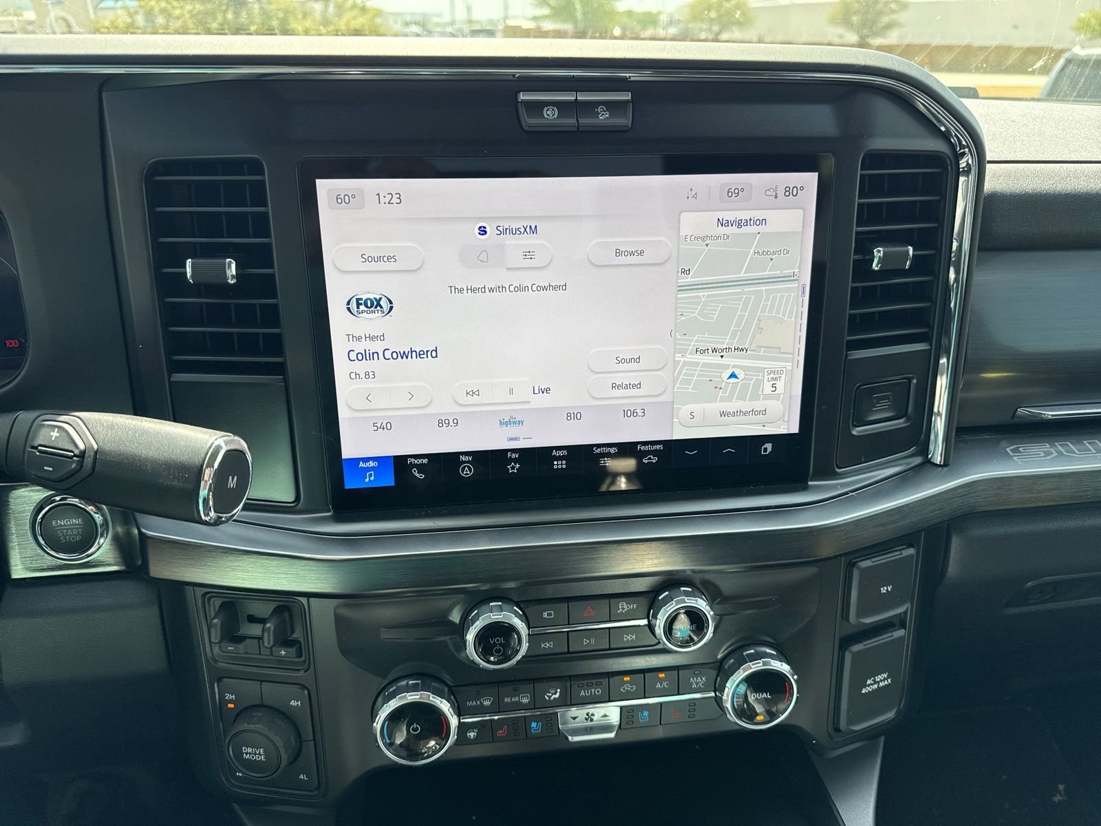 Certified 2025 Ford F250 Lariat w/ Chrome Package image 17