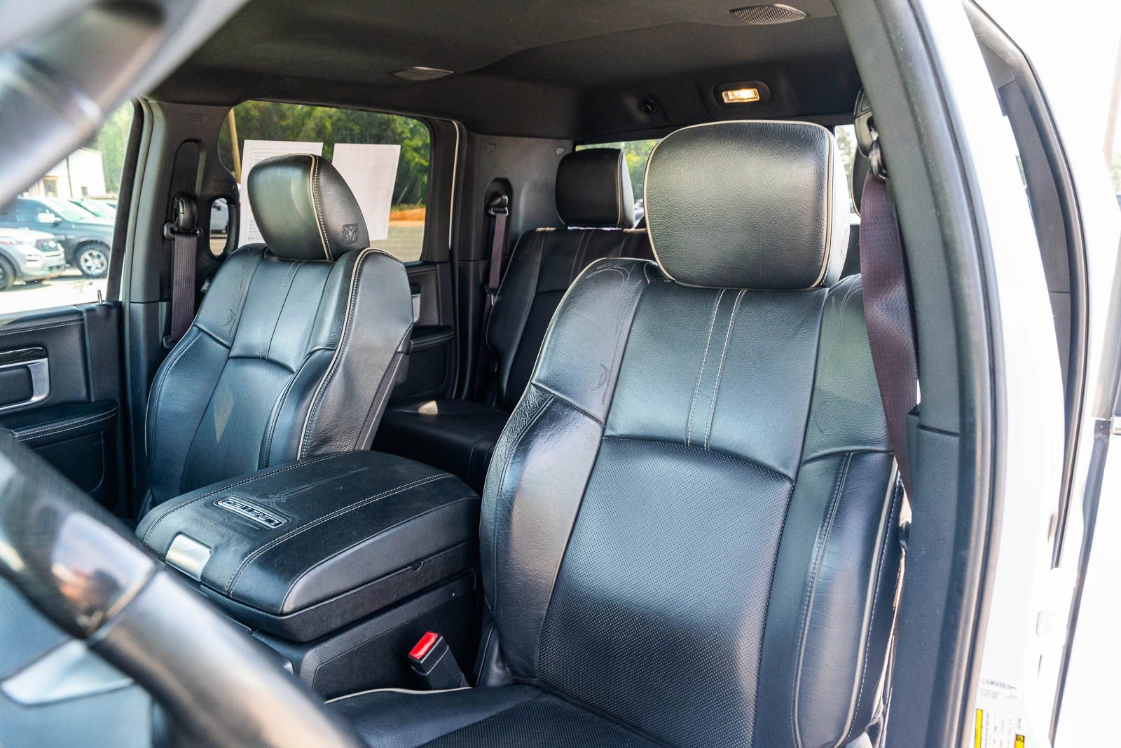 Used 2018 RAM 2500 Limited AWD/4WD image 28