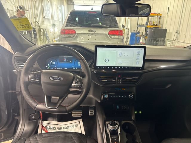Certified 2023 Ford Escape ST-Line Elite w/ Premium Technology Package AWD/4WD image 4