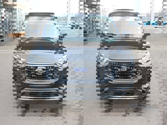 Certified 2025 Ford Escape Active image 7