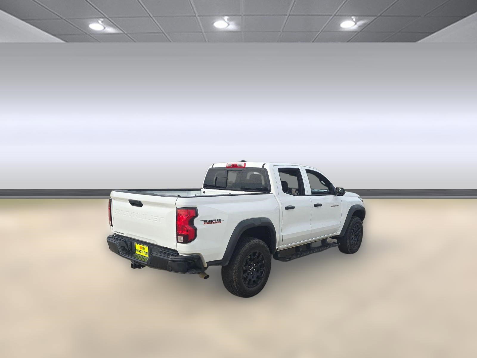 Used 2025 Chevrolet Colorado Trail Boss image 8
