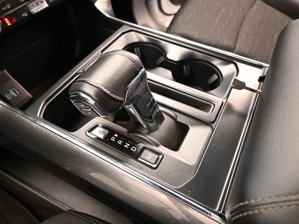 Certified 2022 Ford F150 XLT w/ Equipment Group 302A High image 17