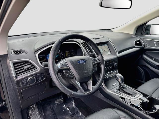 Certified 2018 Ford Edge SEL w/ Equipment Group 201A AWD/4WD image 9