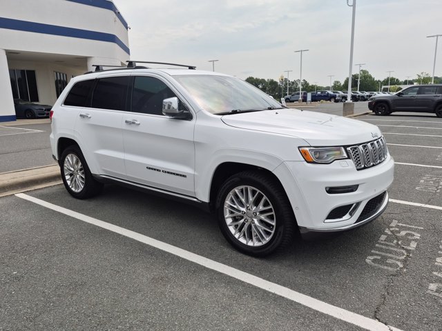 Used 2017 Jeep Grand Cherokee Summit AWD/4WD image 2