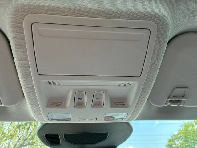 Certified 2022 Ford Escape SEL w/ SEL Stealth AWD Package image 21