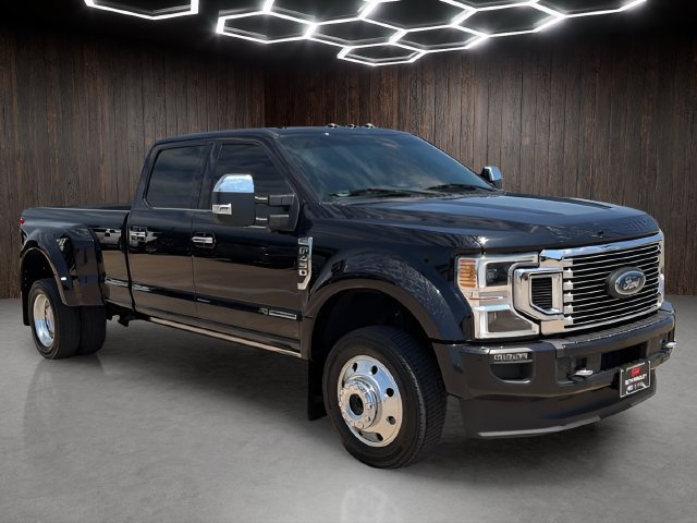 Certified 2022 Ford F450 Platinum w/ FX4 Off-Road Package