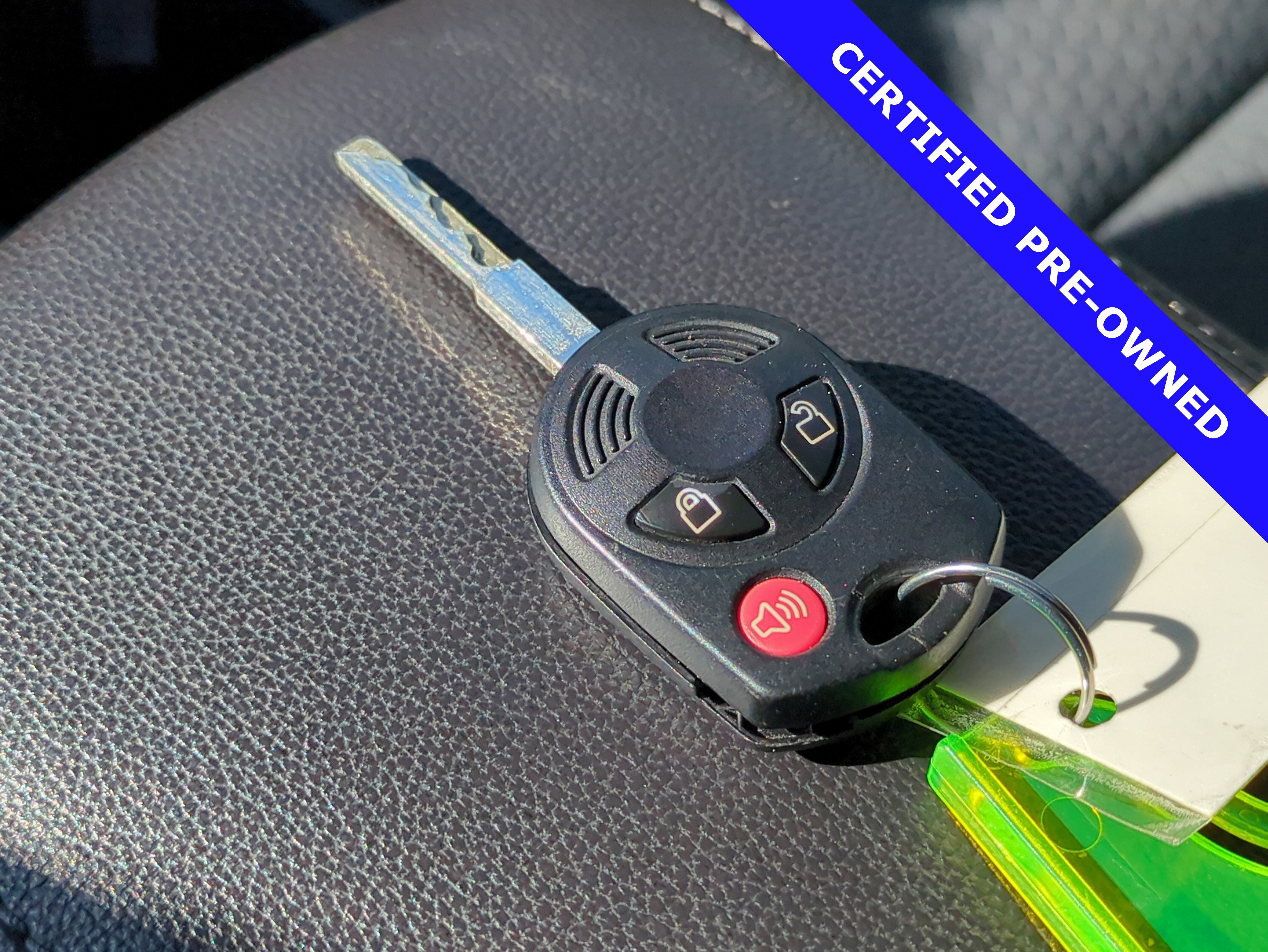 Certified 2018 Ford Escape SE w/ SE Sync 3 Package image 31