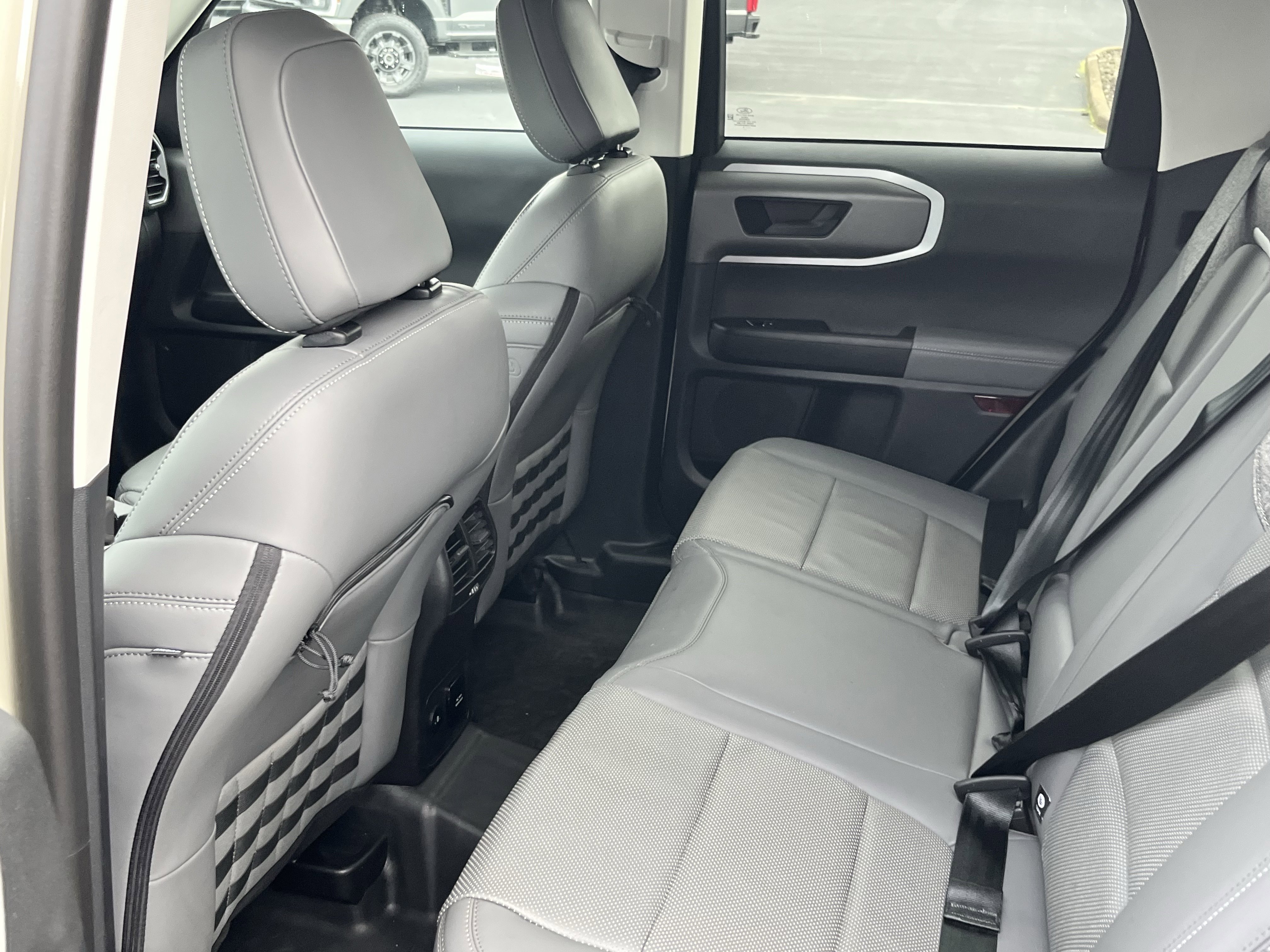 Certified 2025 Ford Bronco Sport Badlands image 11