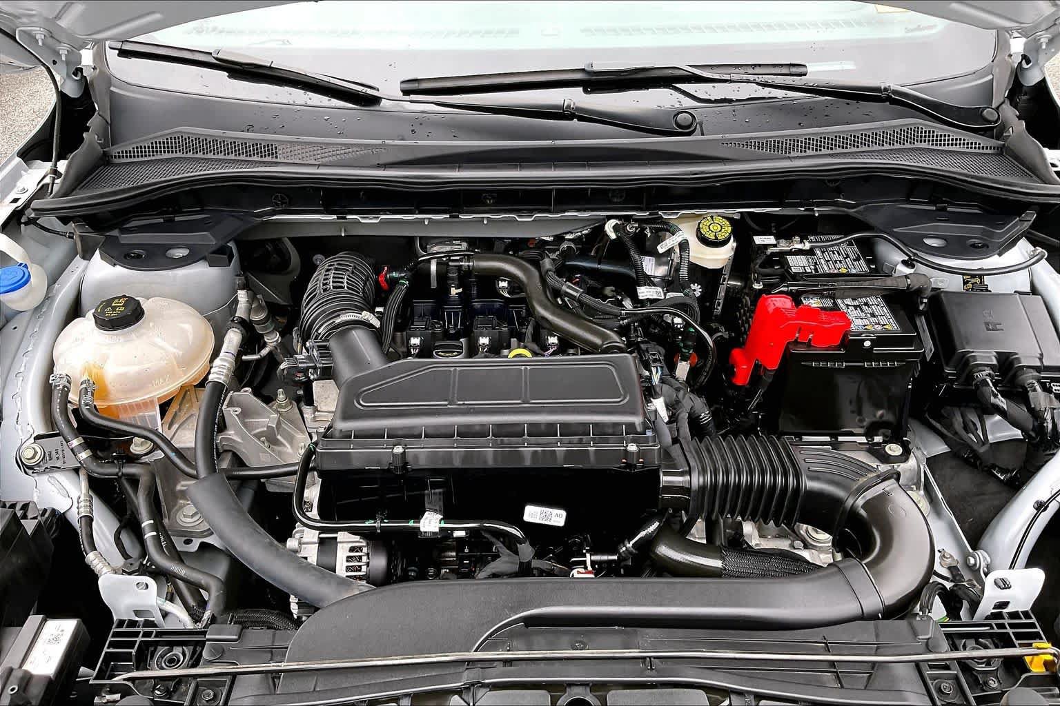 Certified 2025 Ford Escape ST-Line w/ Tech Pack #1 FWD image 24