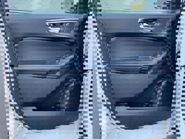 Certified 2023 Ford Edge SEL image 11