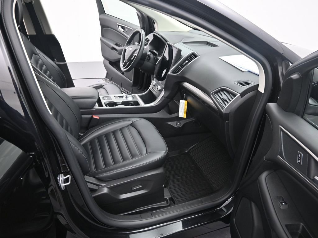 Certified 2024 Ford Edge SEL w/ Convenience Package image 33