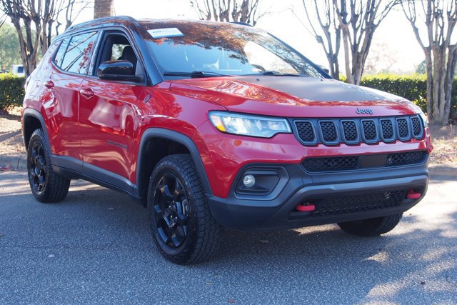 Used 2023 Jeep Compass Trailhawk image 7
