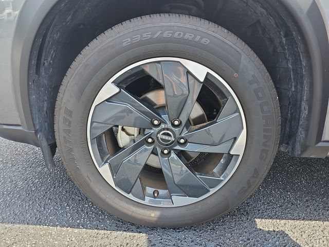 Used 2025 Nissan Rogue SV FWD image 34