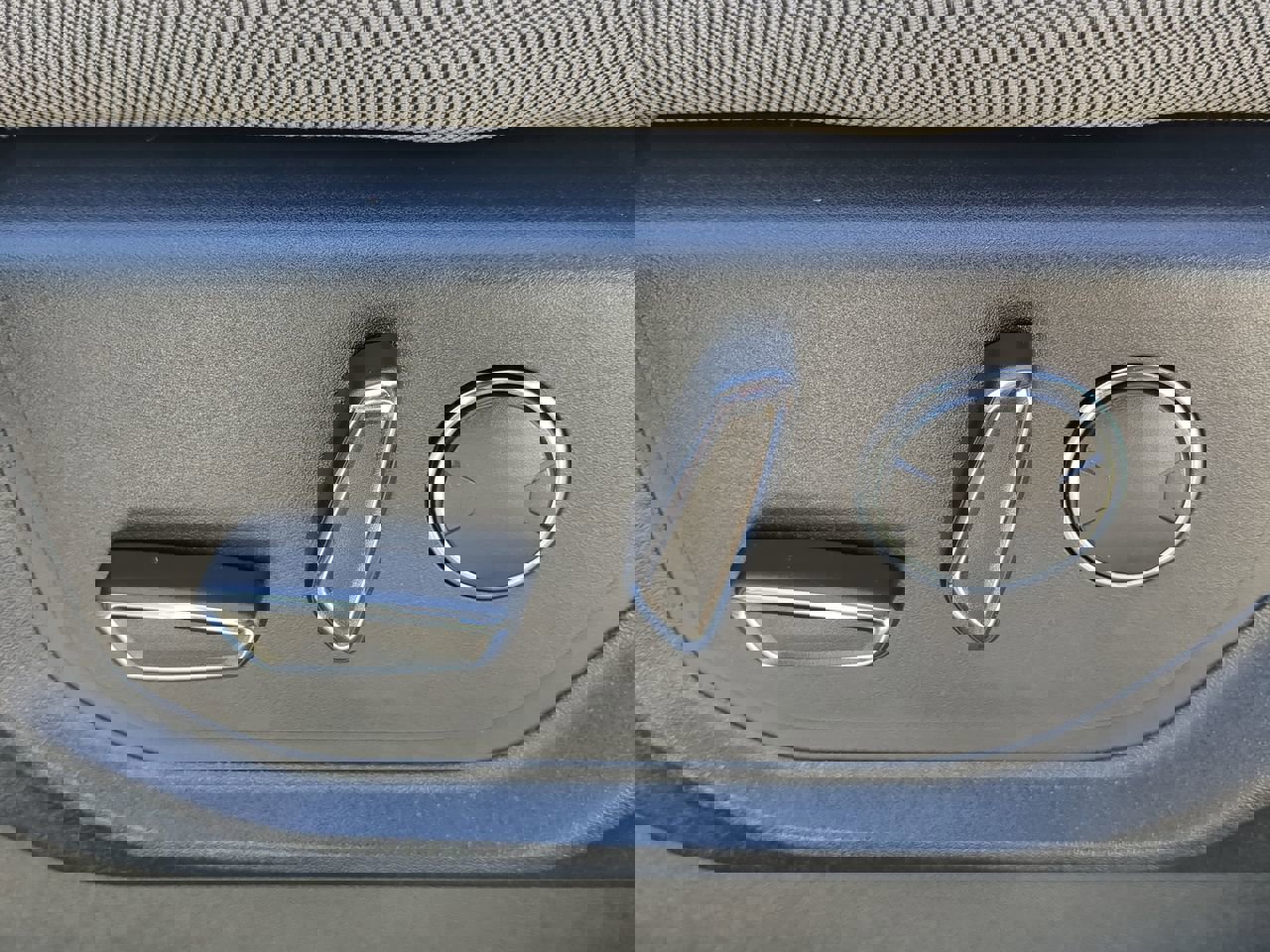 Certified 2018 Ford F150 XLT w/ Equipment Group 302A Luxury image 28