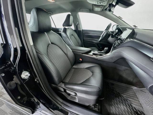 Used 2022 Toyota Camry SE w/ Convenience Package FWD image 25