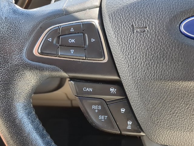 Certified 2017 Ford Escape Titanium AWD/4WD image 17