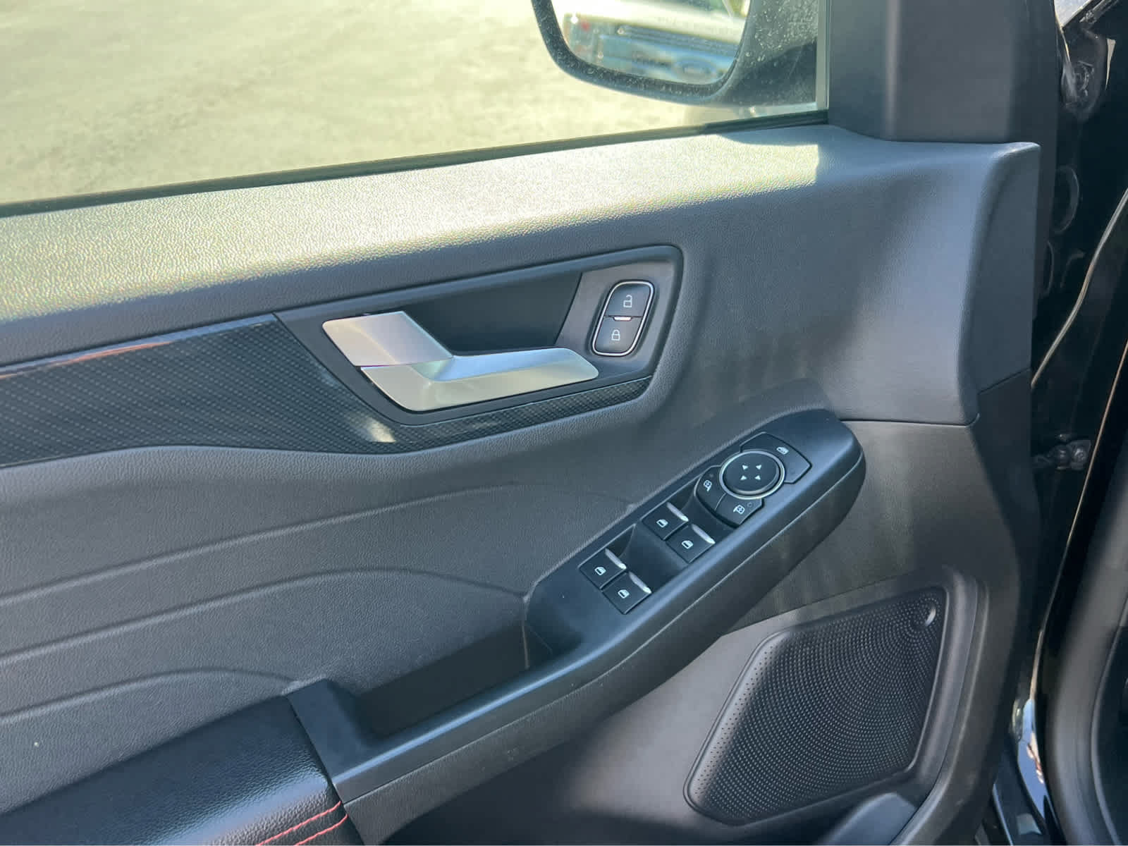 Certified 2024 Ford Escape ST-Line AWD/4WD image 30