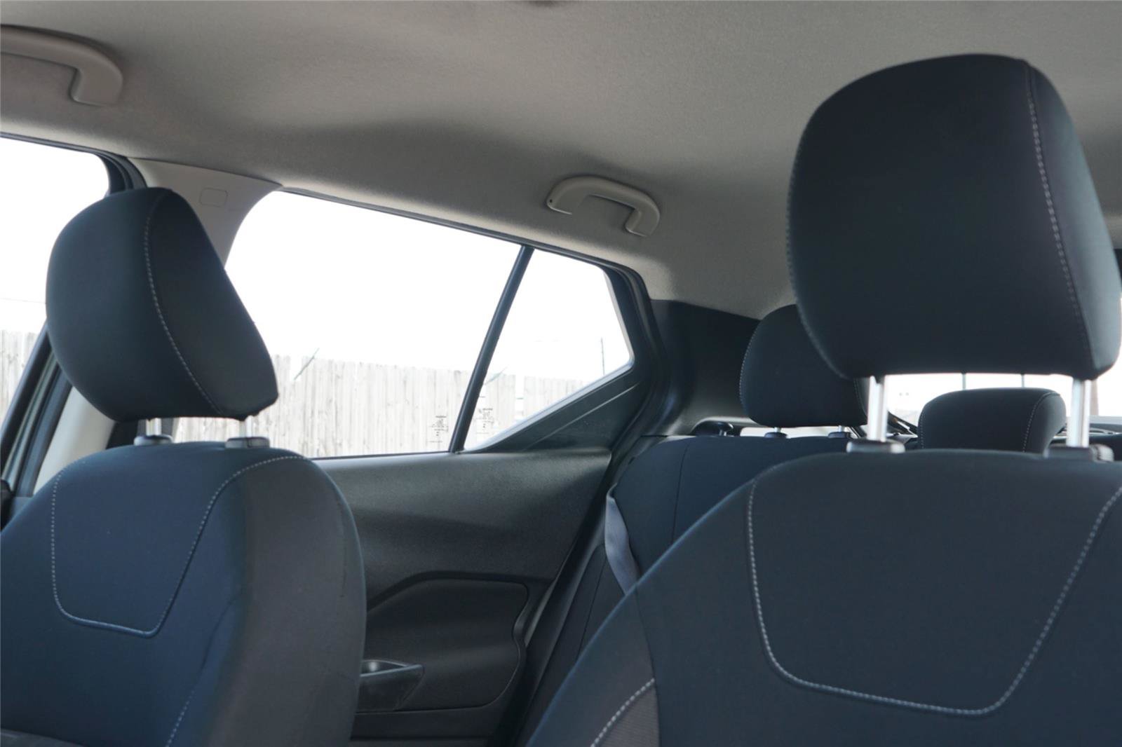 Used 2024 Nissan Kicks SV FWD image 11