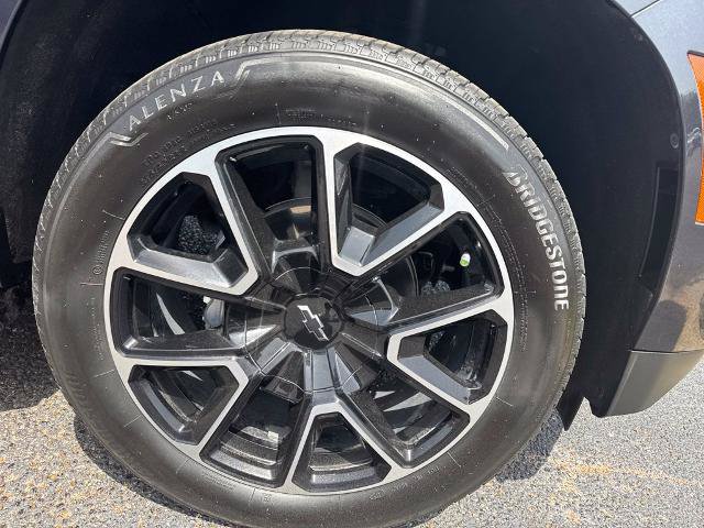 Used 2025 Chevrolet Tahoe RST w/ Comfort Package RWD image 8