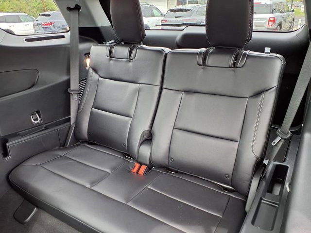 Certified 2023 Ford Explorer Limited w/ Limited Technology Package AWD/4WD image 10