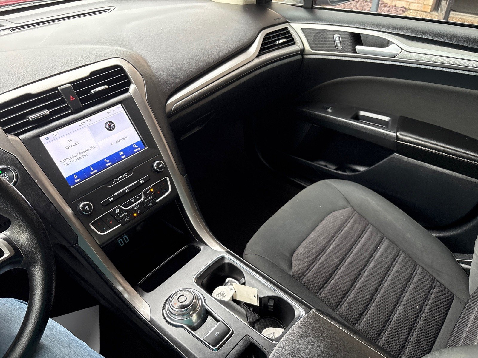 Certified 2020 Ford Fusion SE AWD/4WD image 17