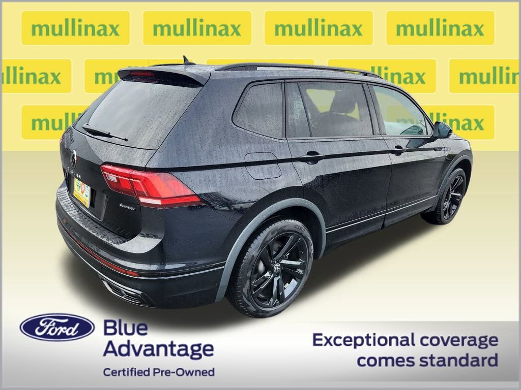 Used 2024 Volkswagen Tiguan SE R-Line image 3