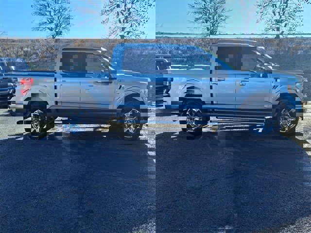 Certified 2022 Ford F150 XLT w/ Equipment Group 302A High image 5