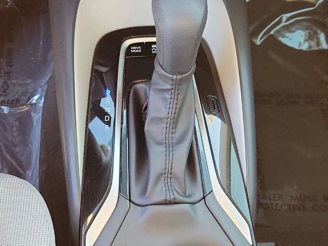 Used 2025 Toyota Corolla LE image 30