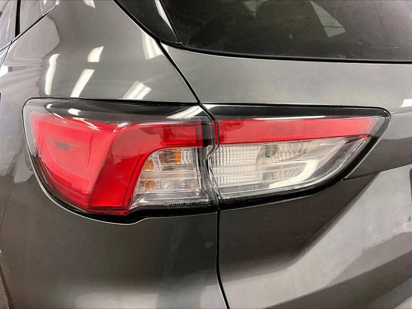 Certified 2022 Ford Escape SE image 28