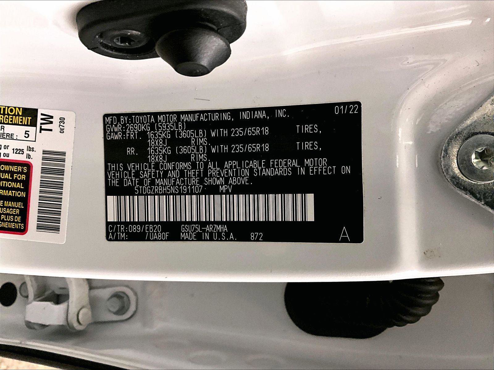Used 2022 Toyota Highlander XLE AWD/4WD image 33