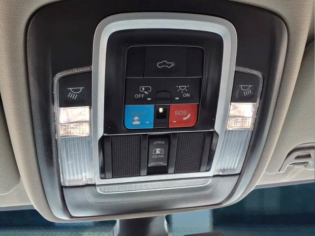 Used 2024 RAM 2500 Laramie AWD/4WD image 40