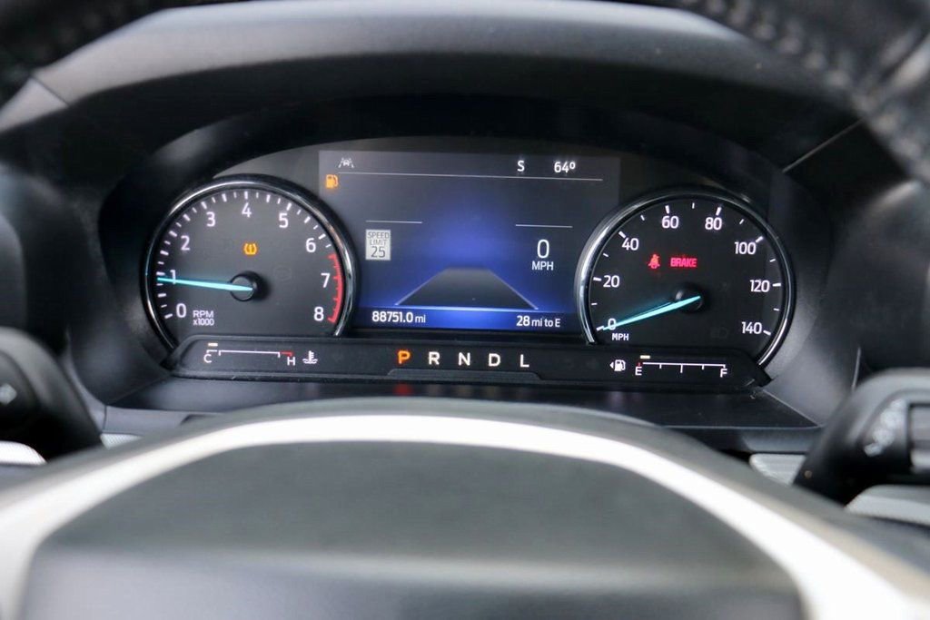 Certified 2022 Ford Explorer XLT w/ Equipment Group 202A image 14