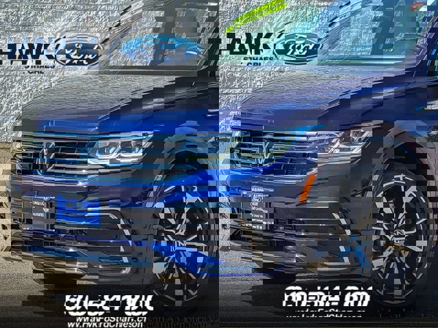 Used 2022 Volkswagen Tiguan SEL R-Line image 2