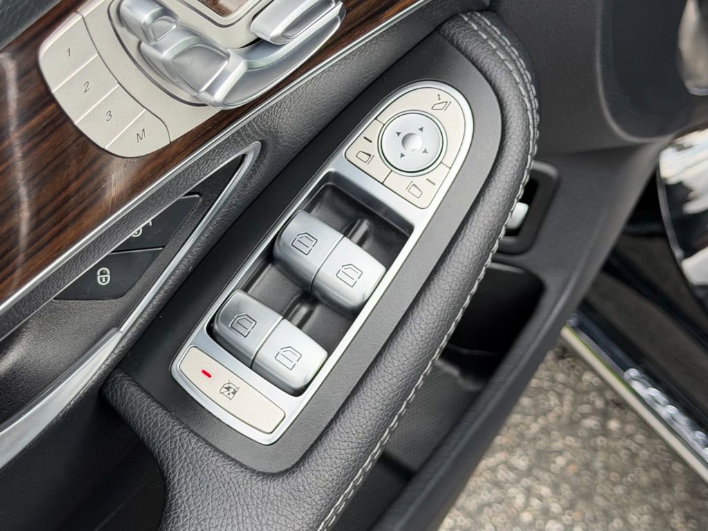Used 2018 Mercedes-Benz C 300 Sedan image 15