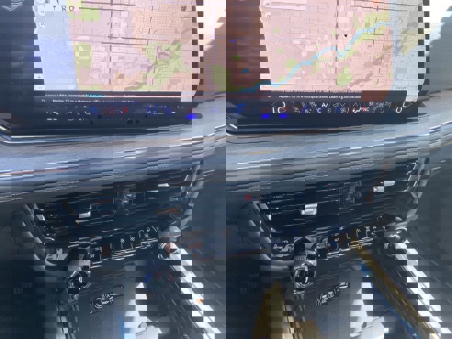 Used 2025 Chevrolet Tahoe High Country image 18