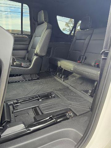 Used 2022 Chevrolet Suburban Premier w/ Max Trailering Package image 11