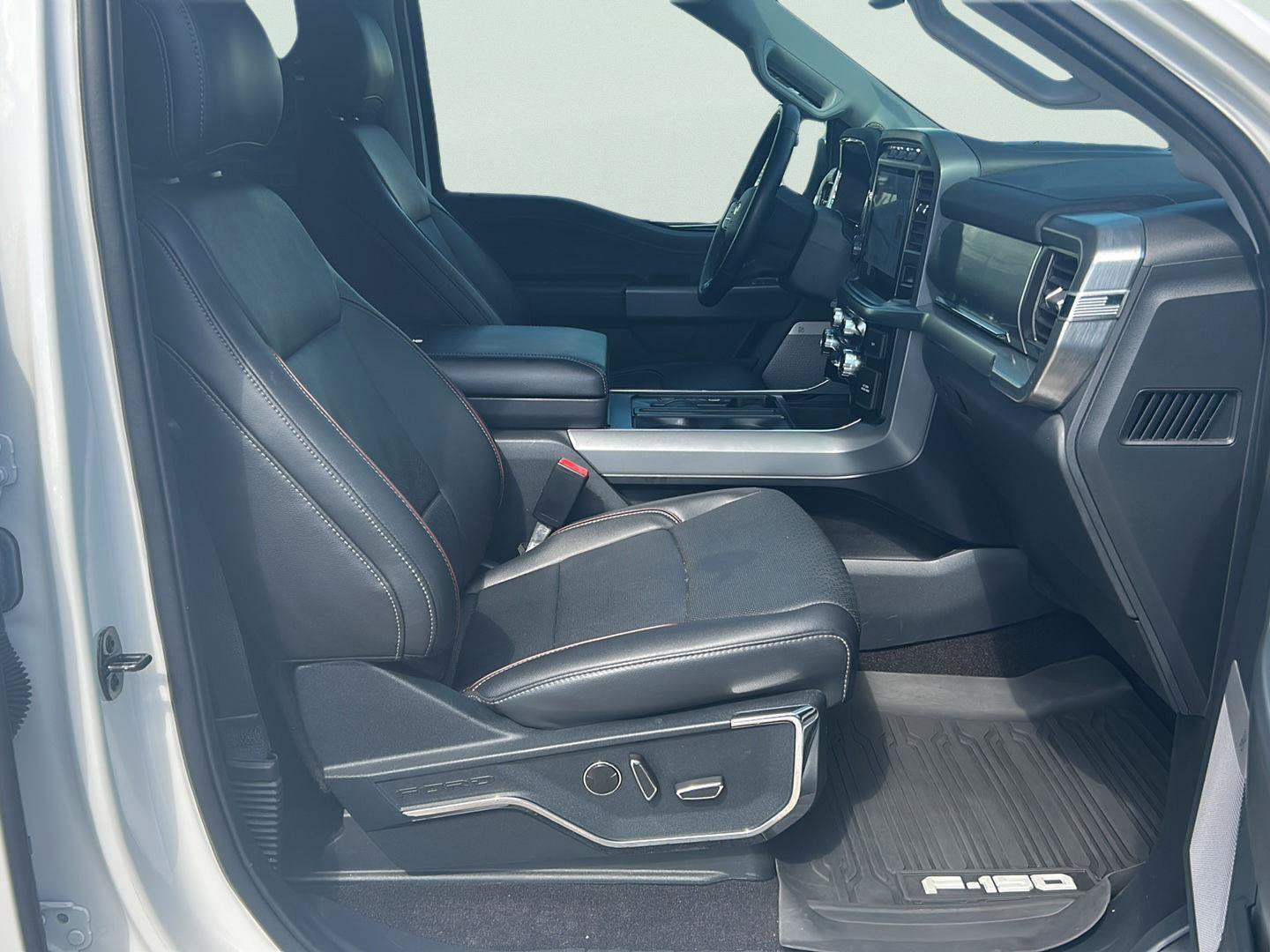 Certified 2021 Ford F150 Lariat AWD/4WD image 27