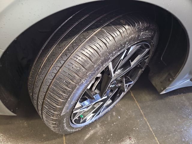 Used 2025 Kia K5 GT-Line w/ GT-Line Premium Package FWD image 31