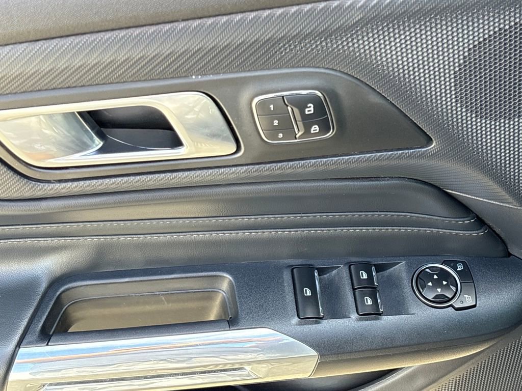 Certified 2024 Ford Mustang Premium image 16